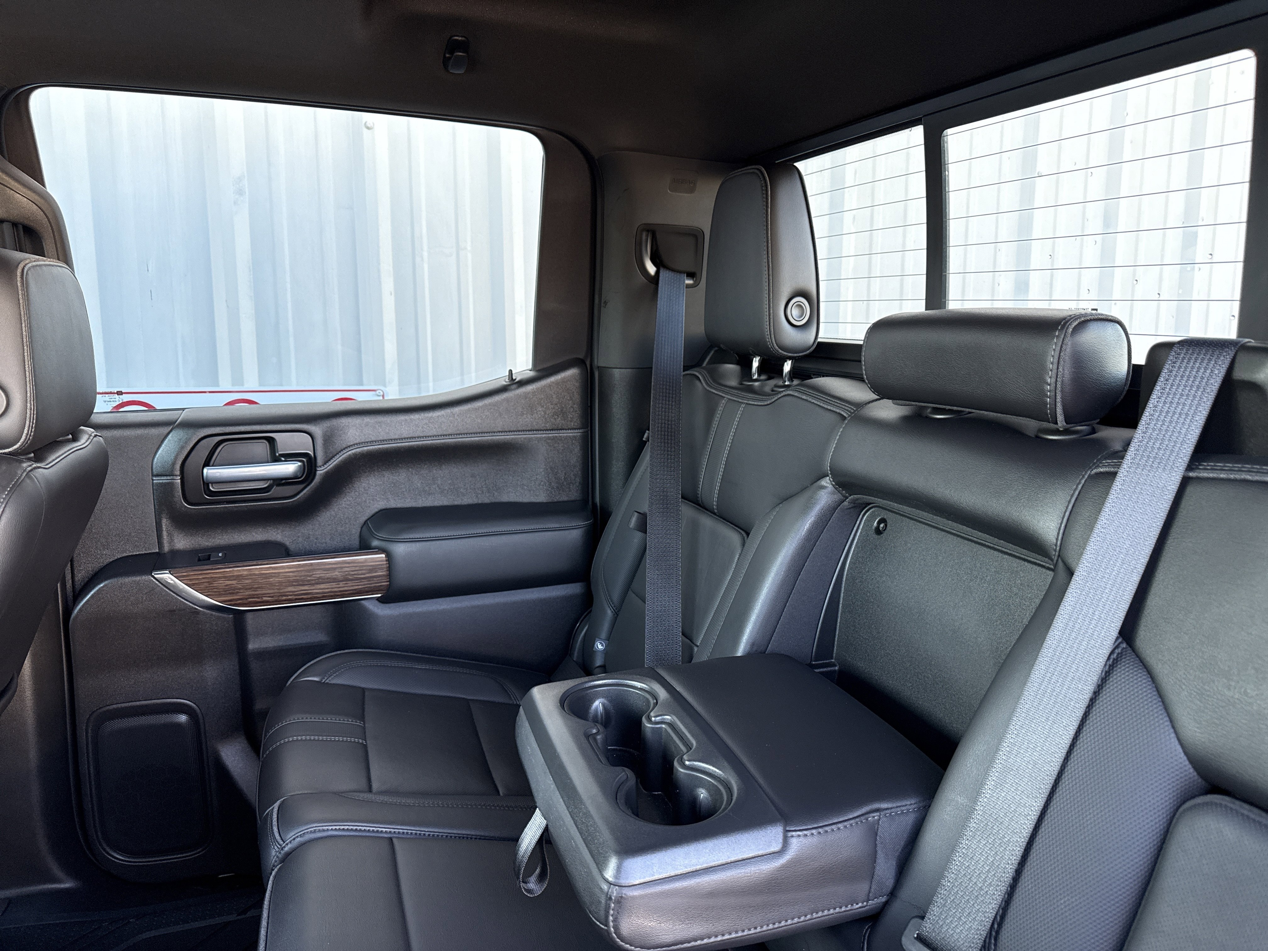 Used 2021 Chevrolet Silverado 1500 High Country w/ Technology Package image 26