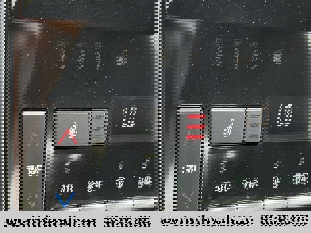 Used 2022 Toyota Avalon XLE w/ Moonroof Package image 28