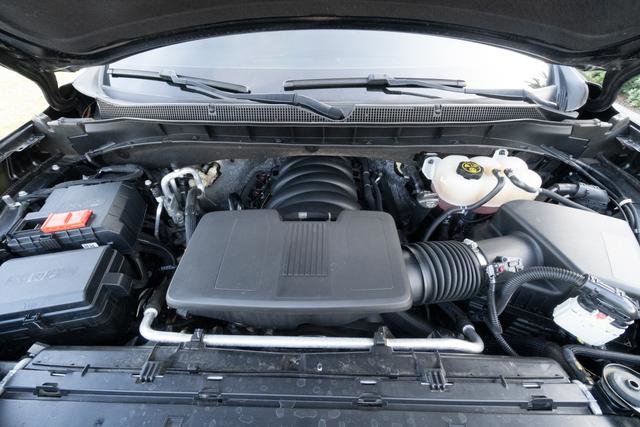 Used 2023 Chevrolet Tahoe Z71 w/ Luxury Package image 10