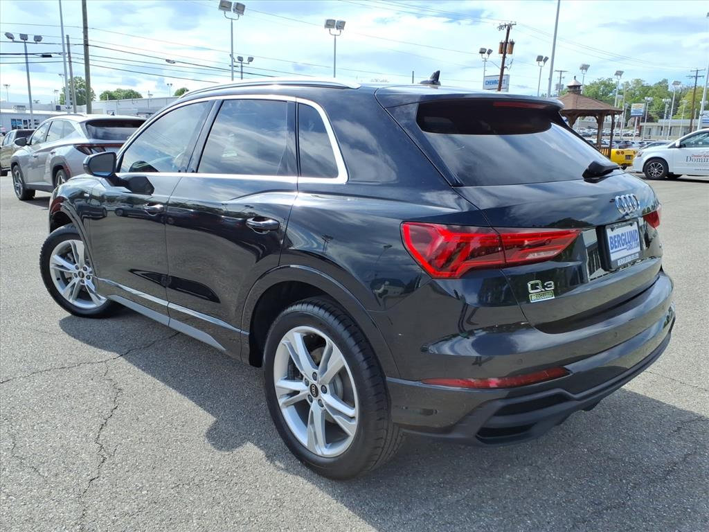 Used 2023 Audi Q3 2.0T Premium Plus w/ Premium Plus Package AWD/4WD image 5