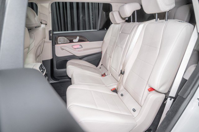 New 2026 Mercedes-Benz GLS 450 4MATIC image 11