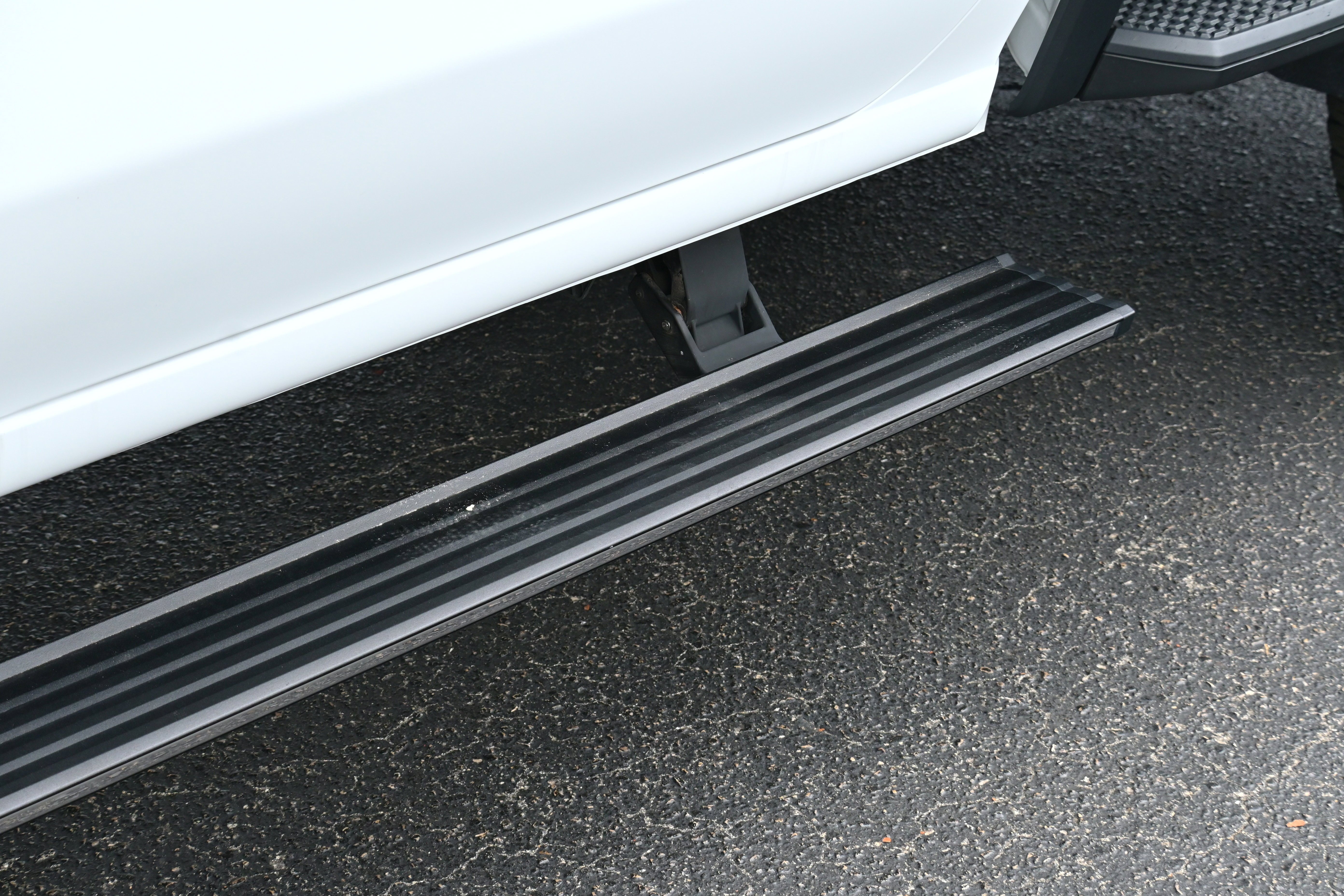 Used 2023 Chevrolet Silverado 2500 High Country w/ Z71 Off-Road Package image 35