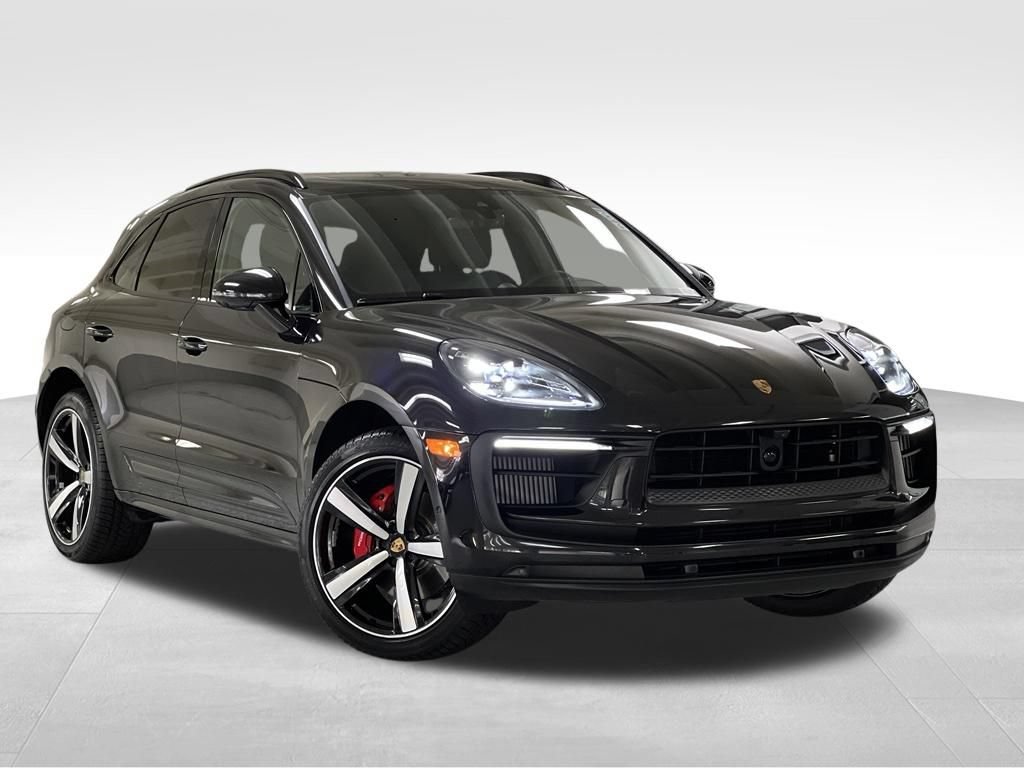 Used 2022 Porsche Macan S AWD/4WD image 7