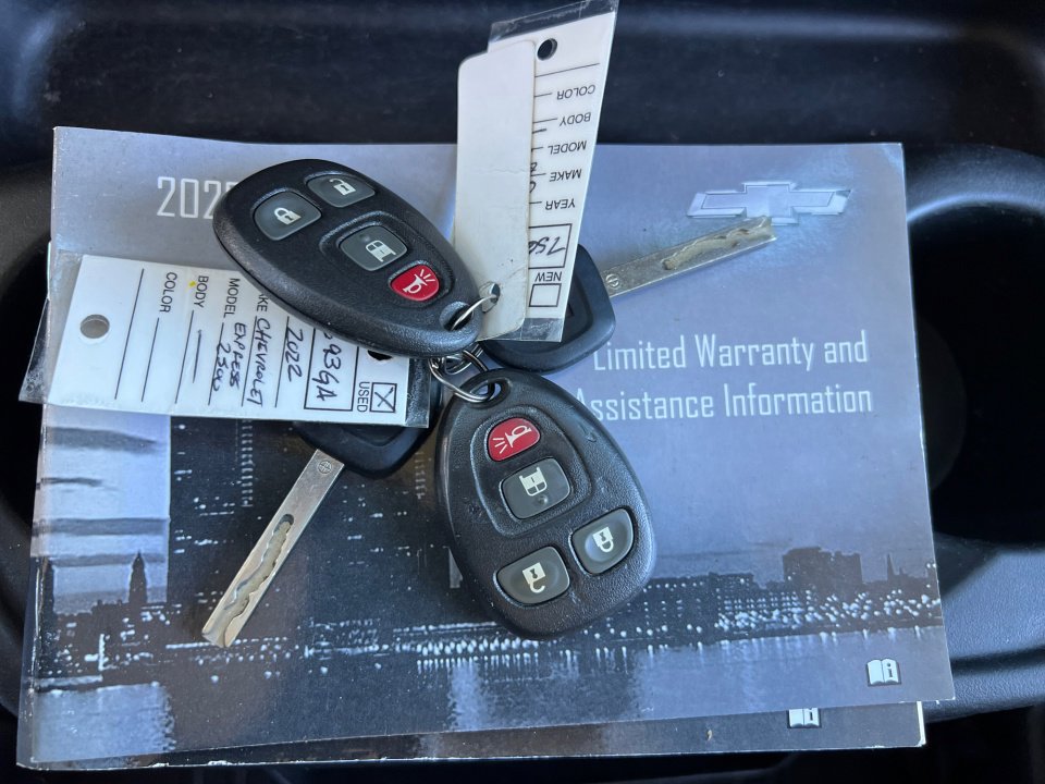 Used 2022 Chevrolet Express 2500 Extended w/ Driver Convenience Package image 35