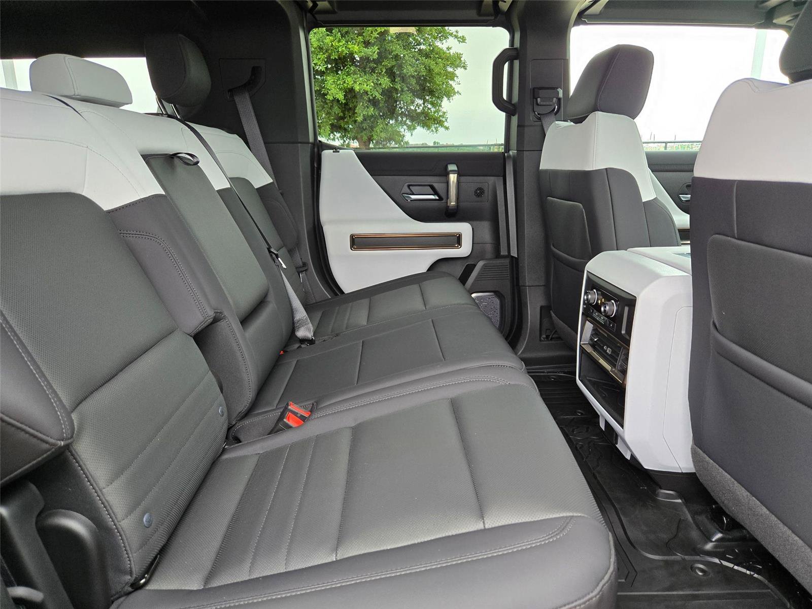 Used 2025 GMC Hummer EV 3X AWD/4WD image 31