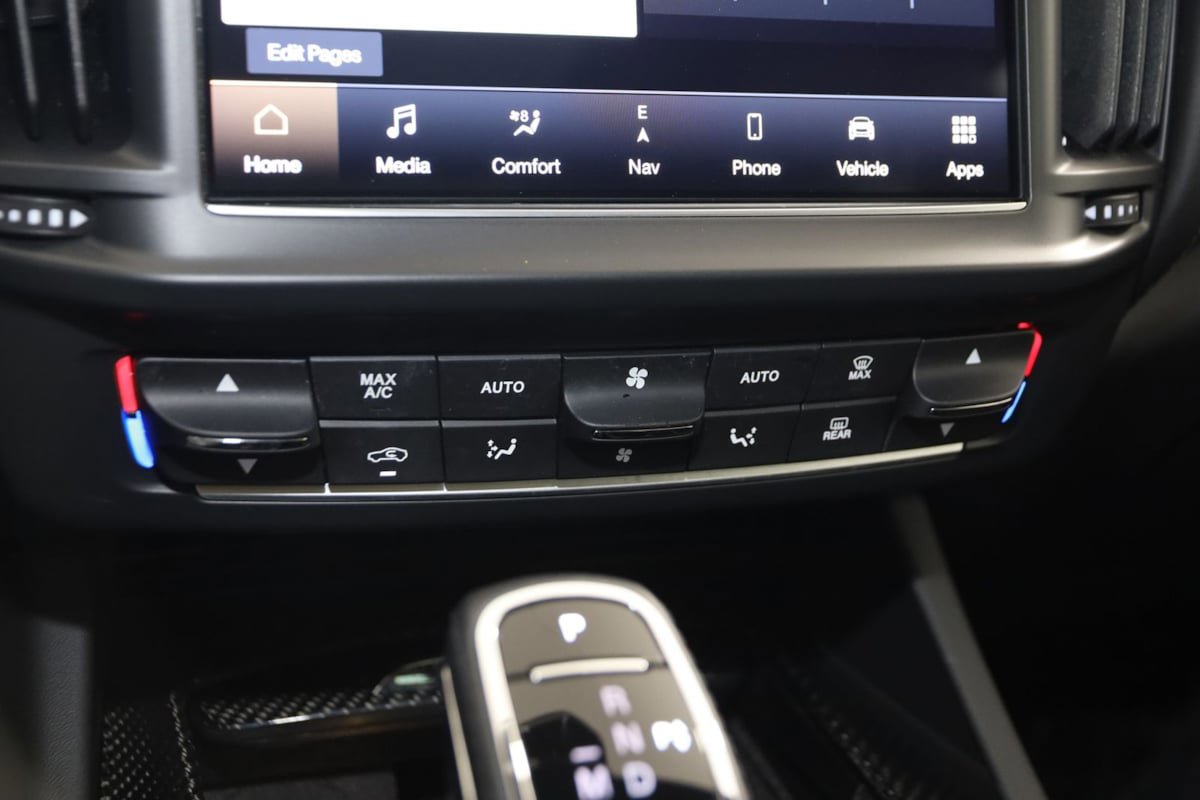Used 2022 Maserati Levante Modena AWD/4WD image 38
