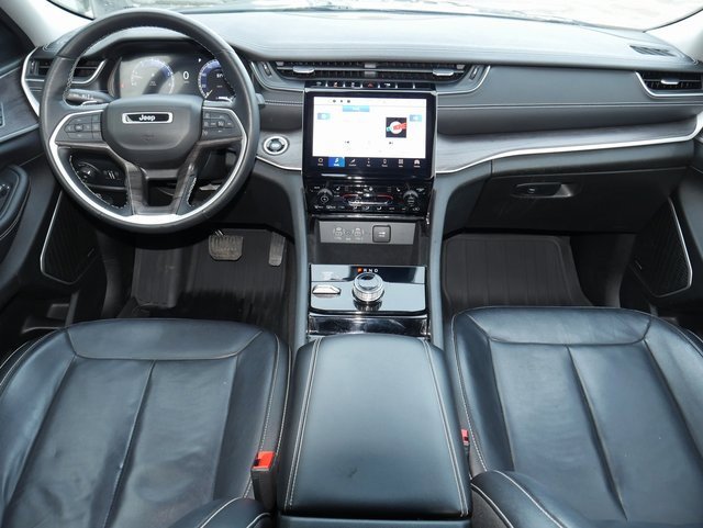 Used 2022 Jeep Grand Cherokee L Limited image 7