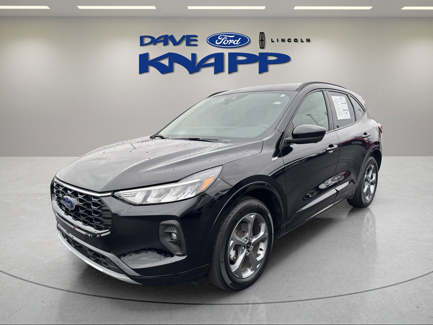 Used 2024 Ford Escape ST-Line Select w/ Tech Pack #2 image 4