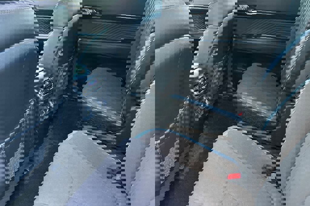 Used 2025 Hyundai Palisade Calligraphy image 9