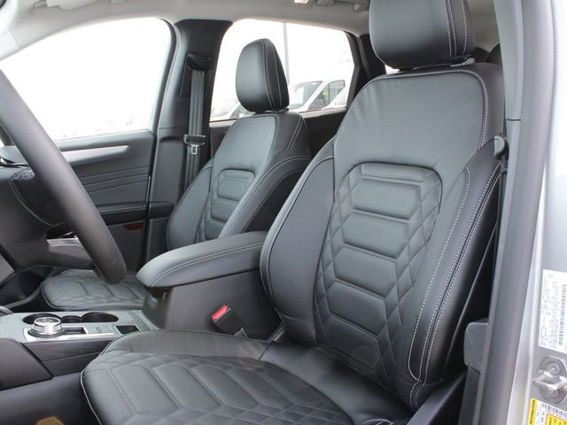 New 2024 Ford Escape SE w/ PHEV Premium Package image 16