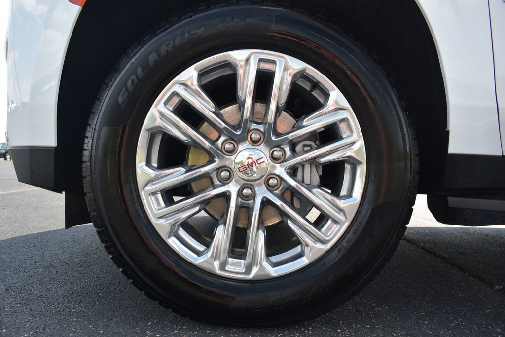 Used 2024 GMC Yukon XL SLT RWD image 13