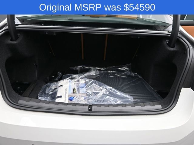 Used 2026 BMW 330i xDrive Sedan w/ Premium Package image 10