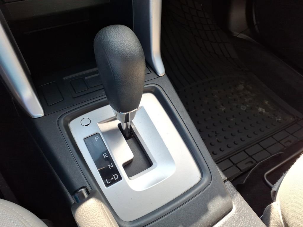 Used 2016 Subaru Forester 2.5i image 9