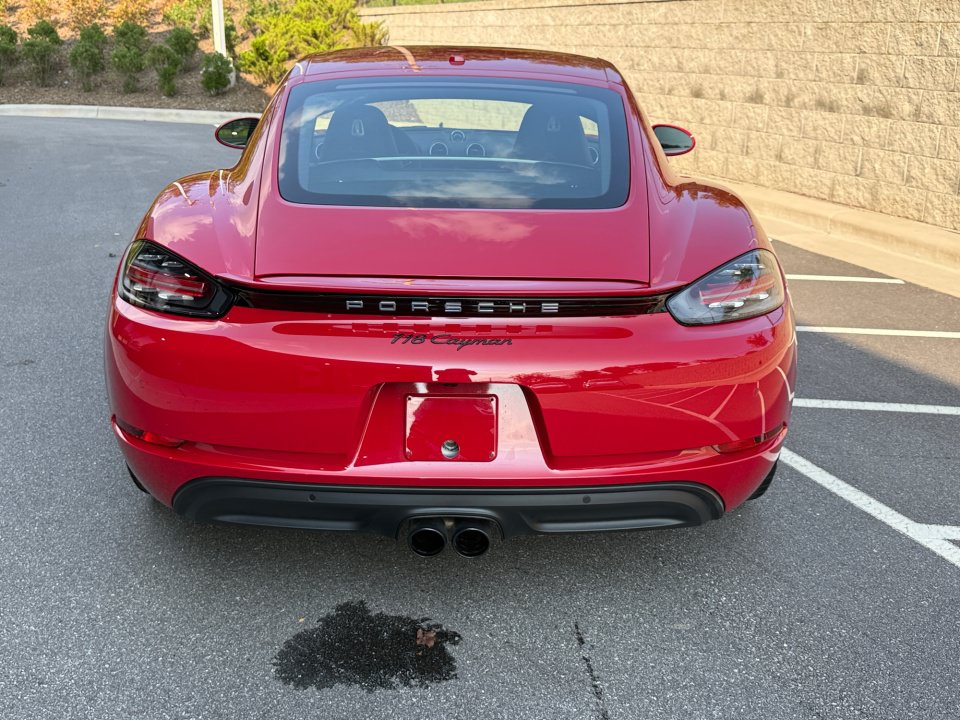 Used 2025 Porsche 718 Cayman RWD image 6