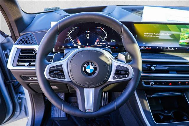 Used 2026 BMW X5 xDrive40i w/ M Sport Package AWD/4WD image 13