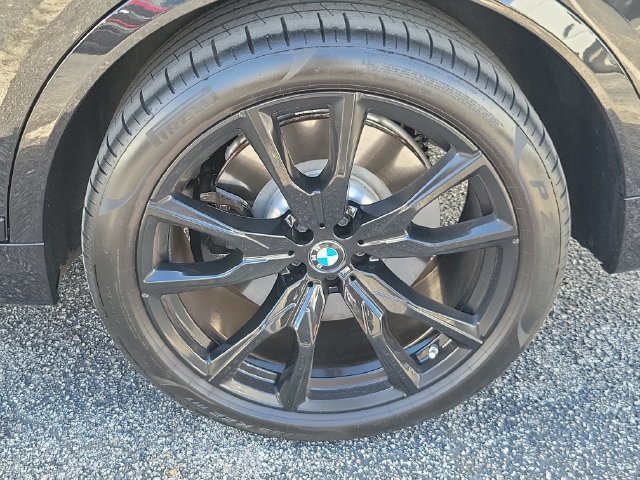 Used 2024 BMW X7 M60i w/ Executive Package AWD/4WD image 10