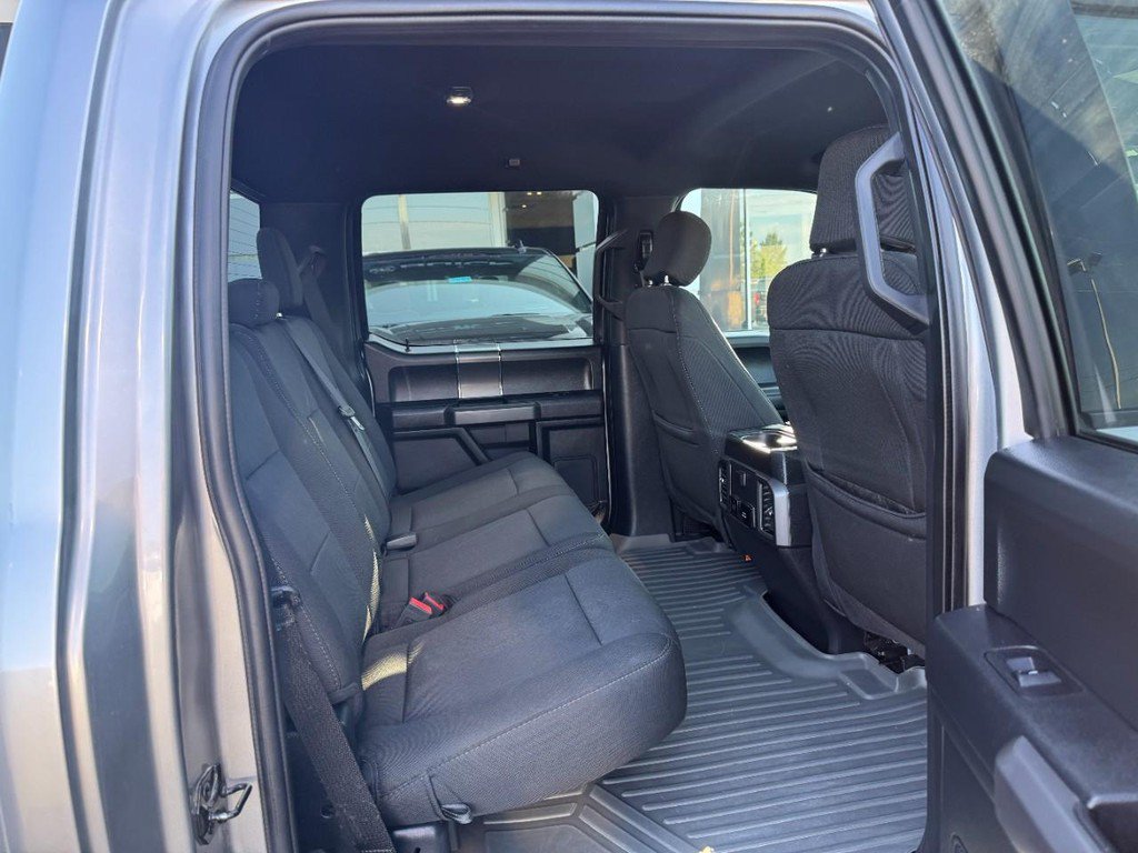 Used 2020 Ford F150 XLT w/ Equipment Group 302A Luxury AWD/4WD image 13