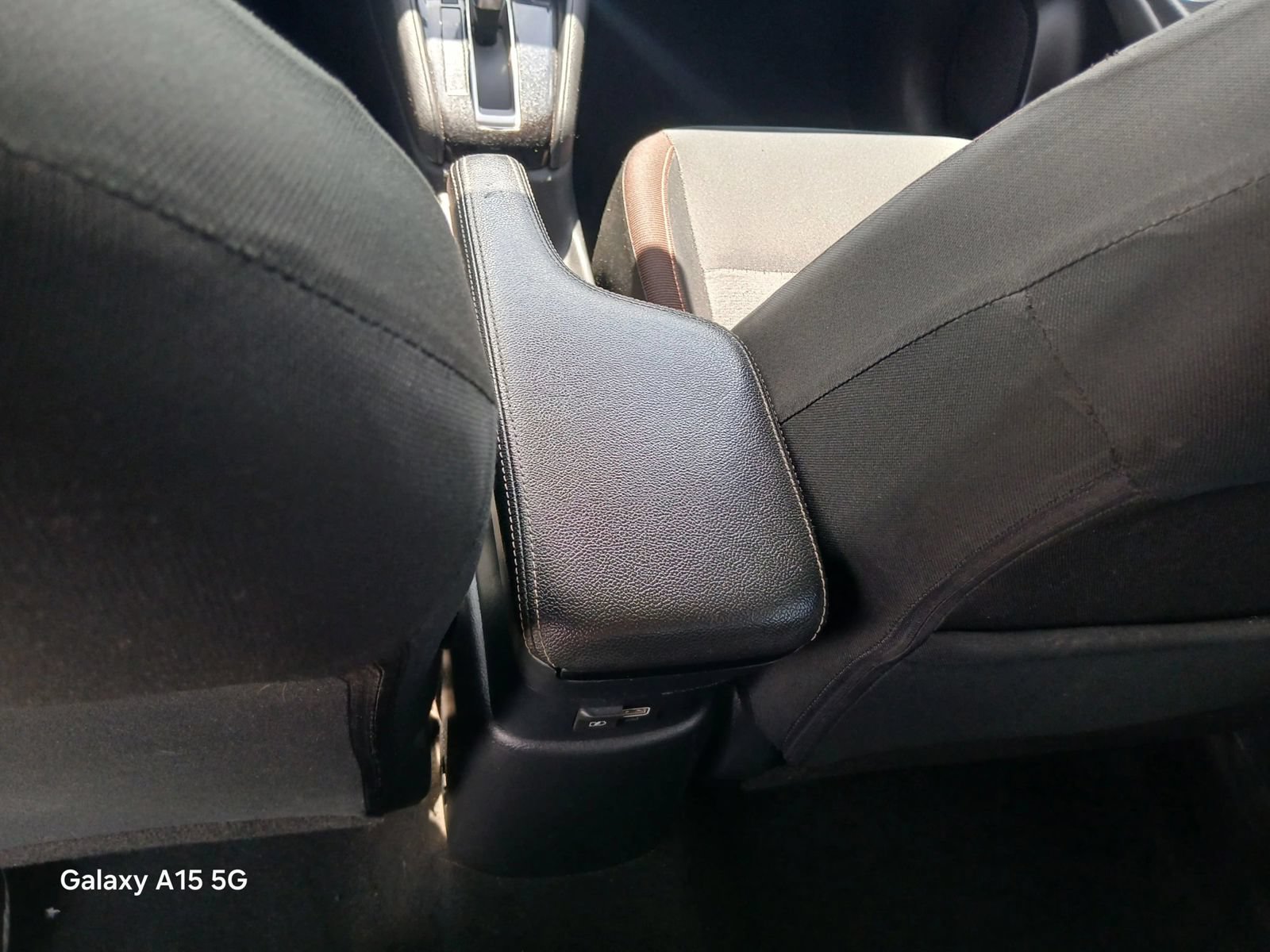 Used 2020 Nissan Versa SR w/ Convenience Package FWD image 26