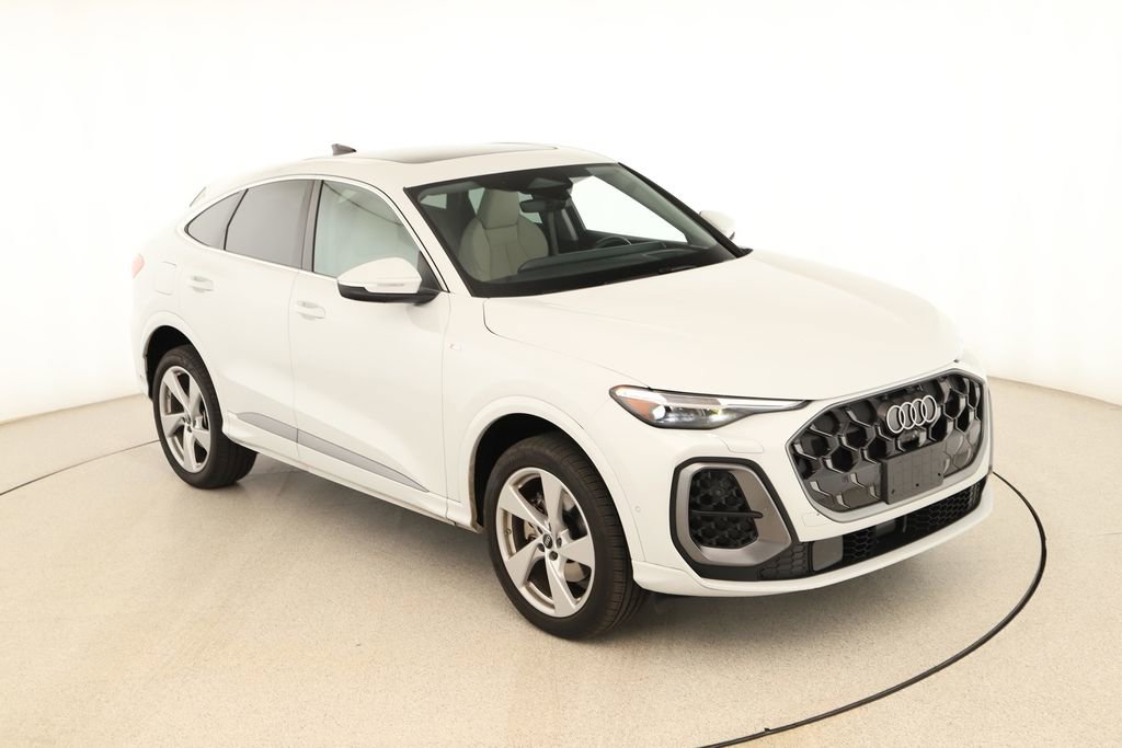 Certified 2025 Audi Q5 Premium Plus w/ Premium Plus AWD/4WD image 45