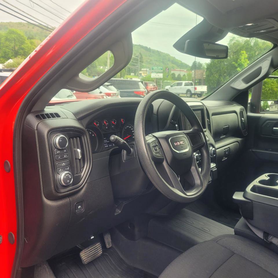 Used 2024 GMC Sierra 1500 Pro w/ Graphite Edition AWD/4WD image 11