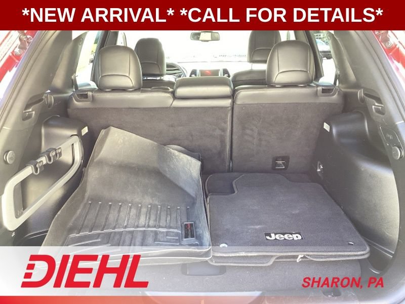 Used 2017 Jeep Cherokee Limited AWD/4WD image 11