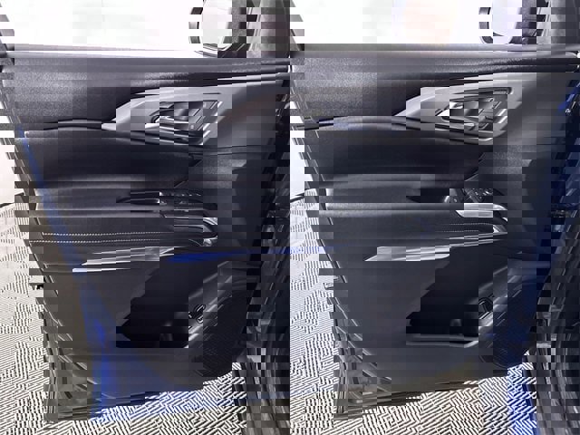 Used 2024 Chevrolet Traverse LS w/ Midnight/Sport Edition image 23