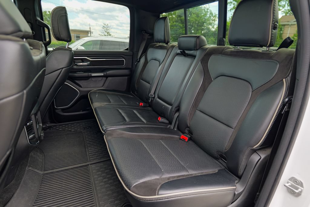 Used 2023 RAM 1500 Laramie AWD/4WD image 34