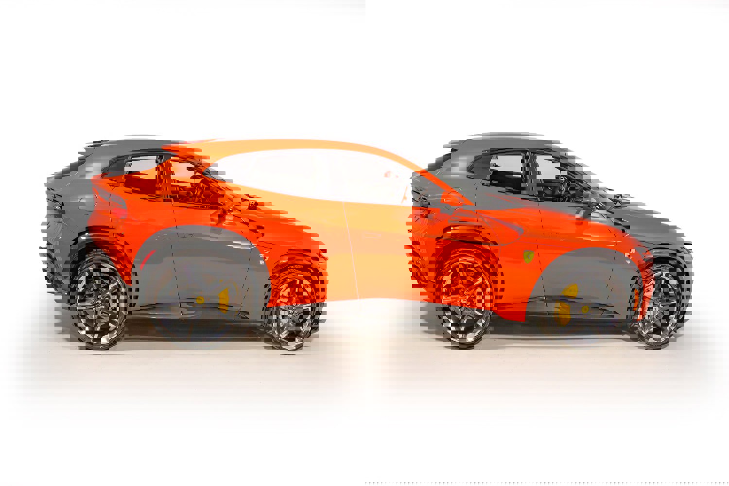 Used 2024 Ferrari Purosangue image 8