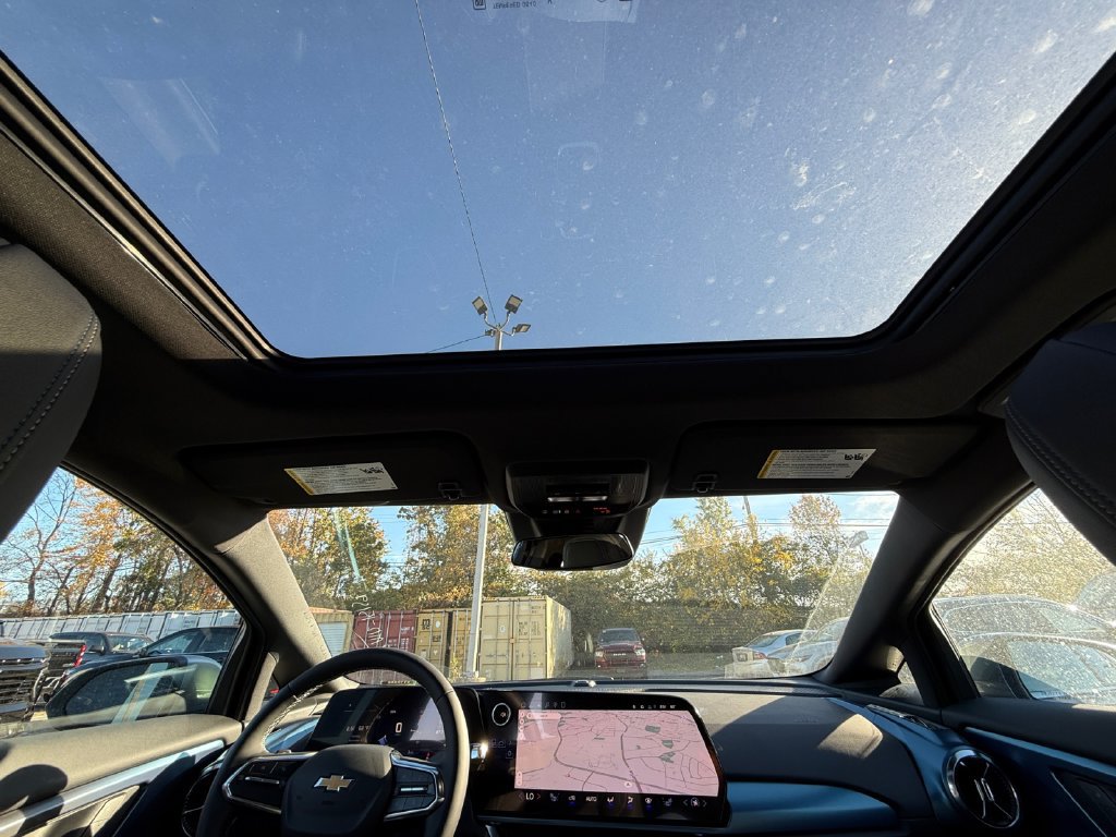 New 2026 Chevrolet Equinox EV LT FWD image 19