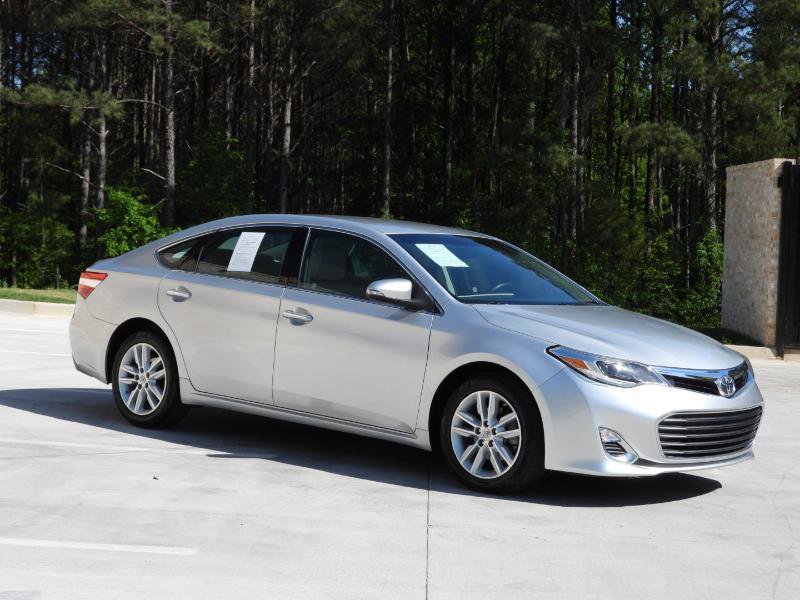 Used 2014 Toyota Avalon XLE FWD image 25