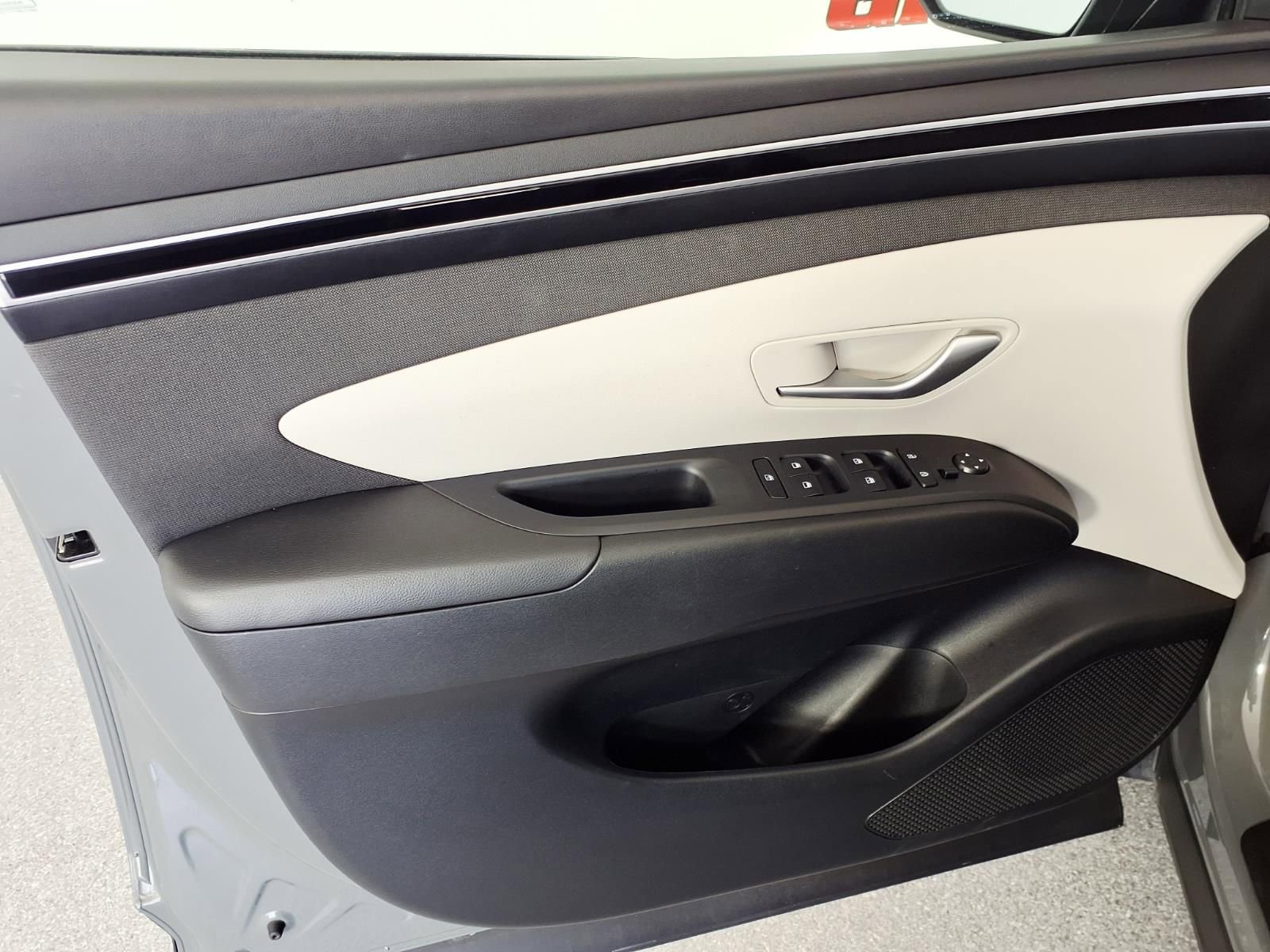 Used 2024 Hyundai Tucson SEL w/ Convenience Package FWD image 15