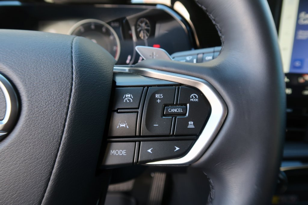 Used 2025 Lexus NX 250 FWD w/ Premium Package image 18