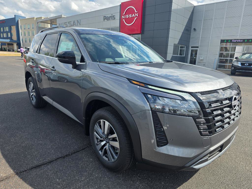 New 2026 Nissan Pathfinder SL image 1