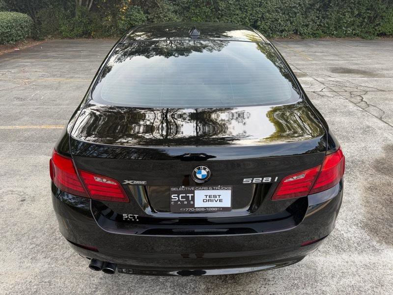 Used 2013 BMW 528i xDrive Sedan AWD/4WD image 9