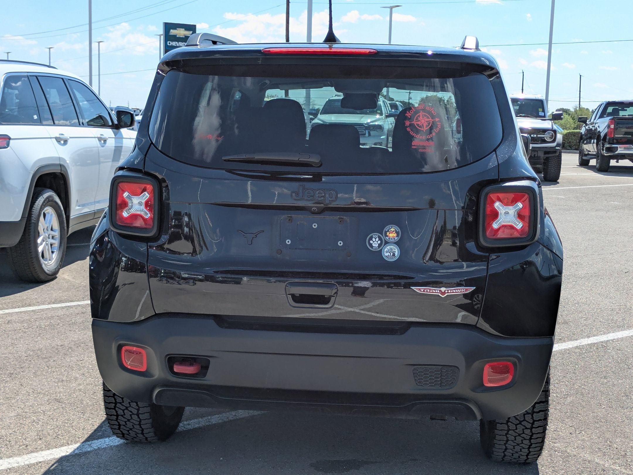 Used 2023 Jeep Renegade Trailhawk image 4