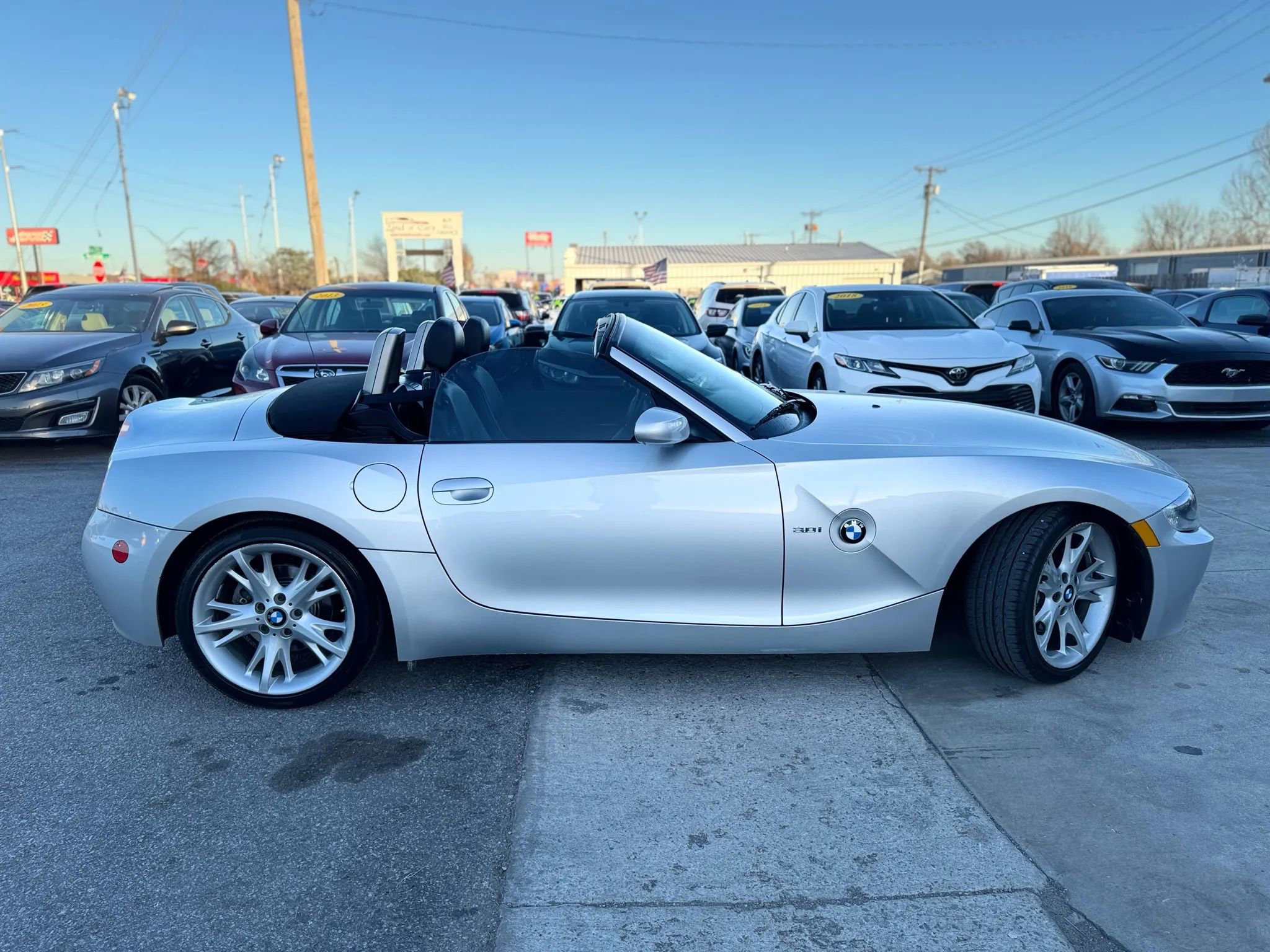 Used 2008 BMW Z4 3.0i image 2
