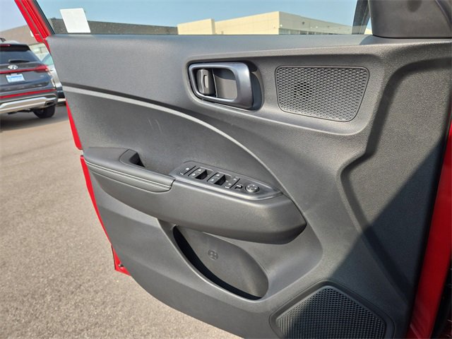 New 2025 Hyundai Venue Limited image 23