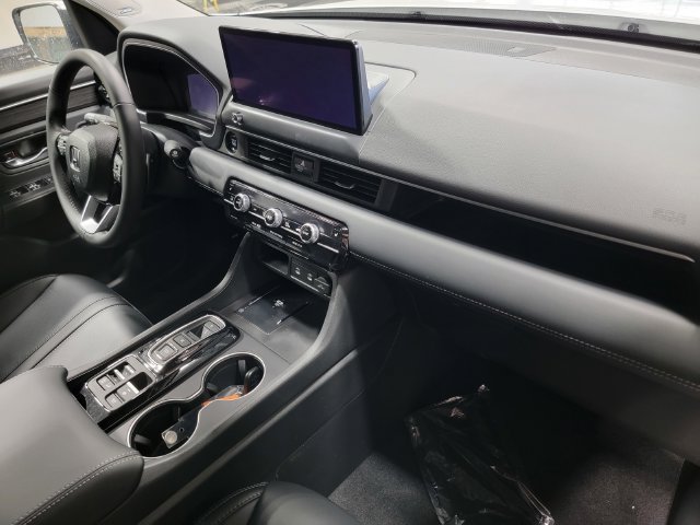 New 2026 Honda Pilot Touring image 15