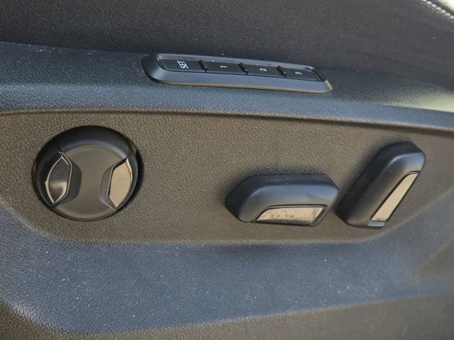 Used 2024 Volkswagen Atlas Cross Sport SEL R-Line image 23