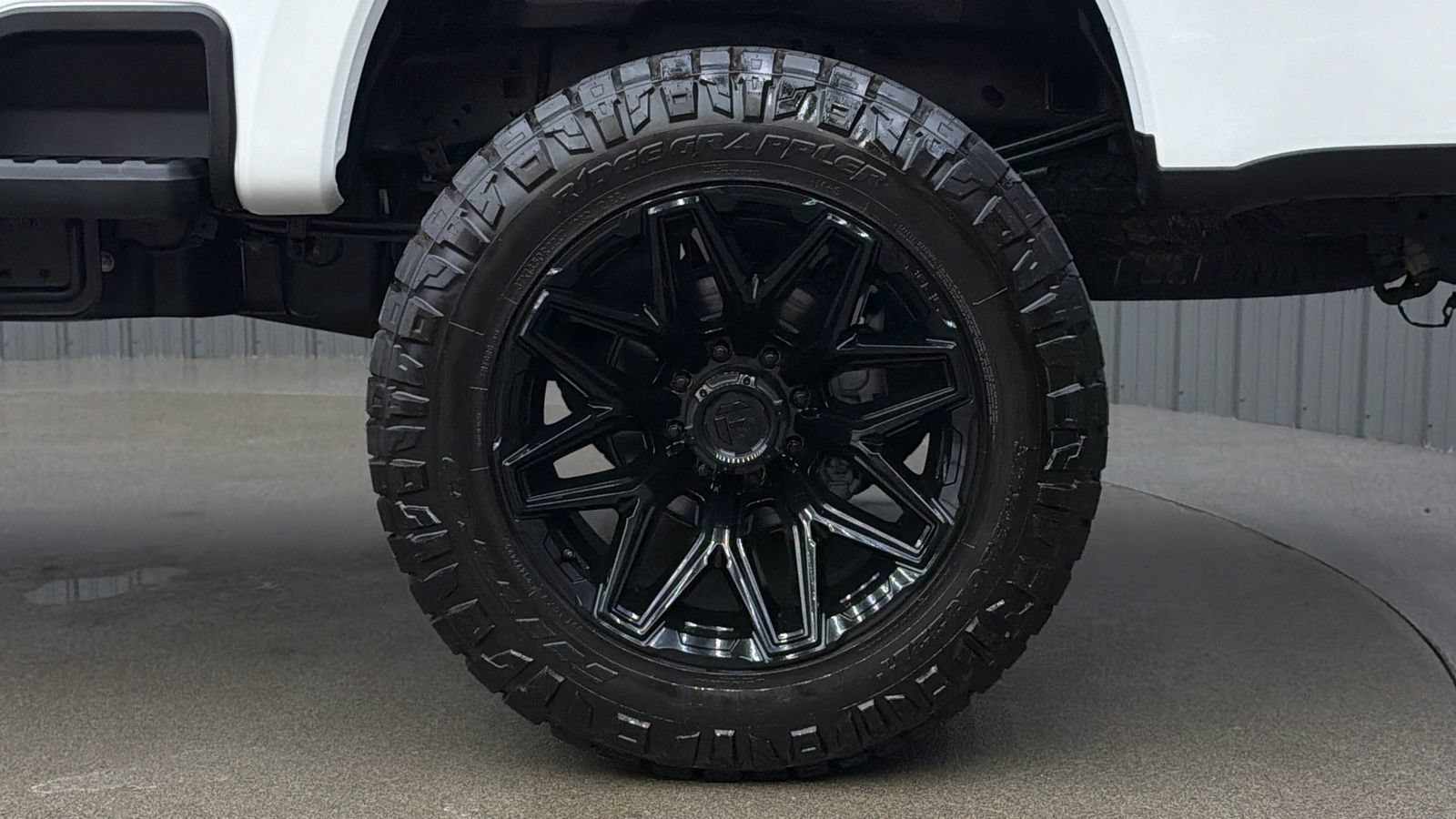 Used 2026 Ford F250 Platinum AWD/4WD image 12
