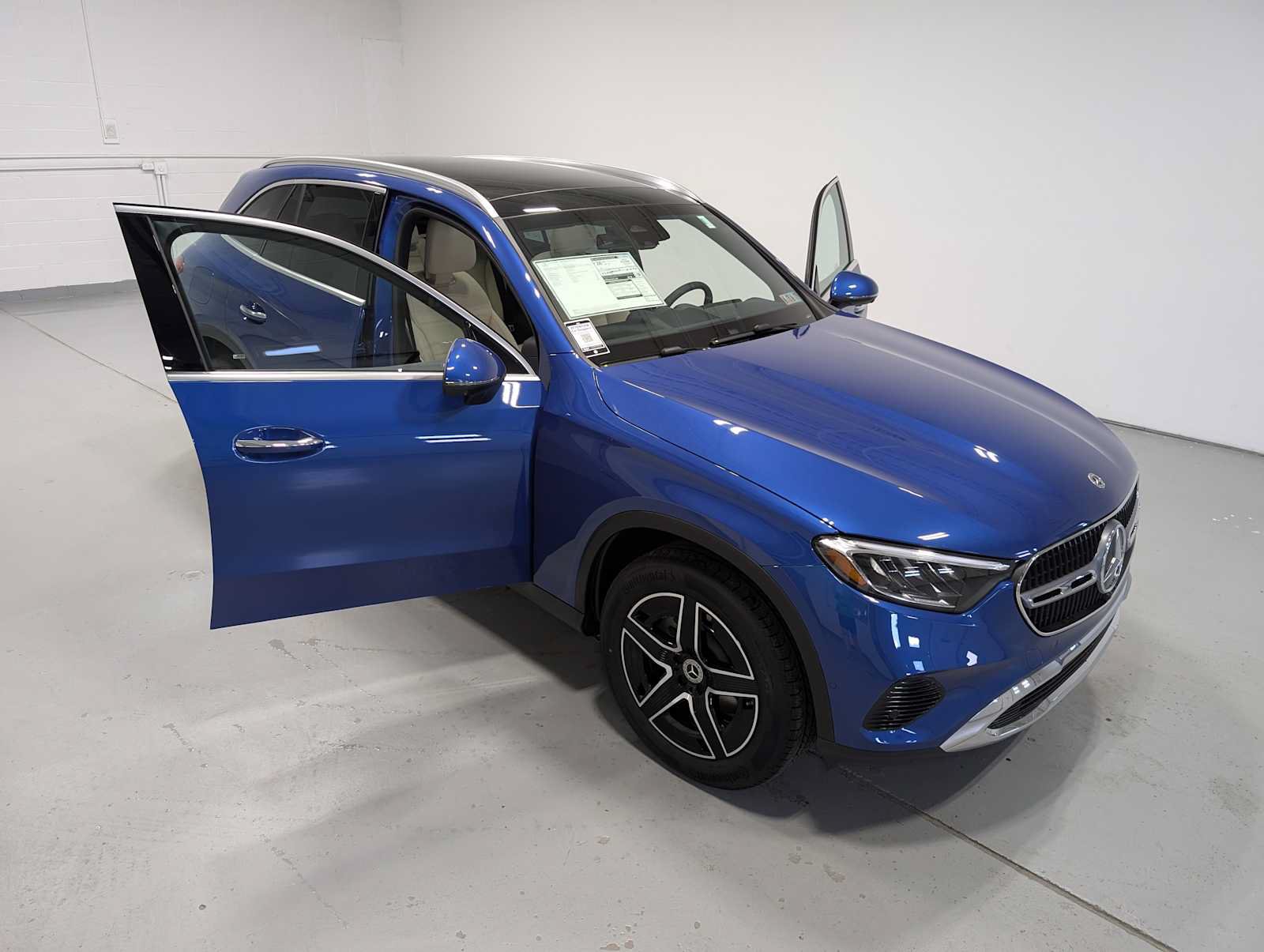 New 2026 Mercedes-Benz GLC 300 4MATIC image 14