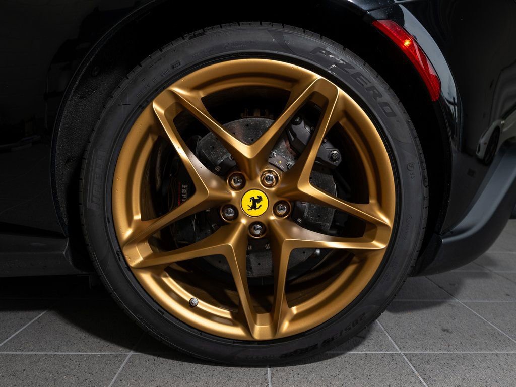 Certified 2024 Ferrari Roma Spider RWD image 31