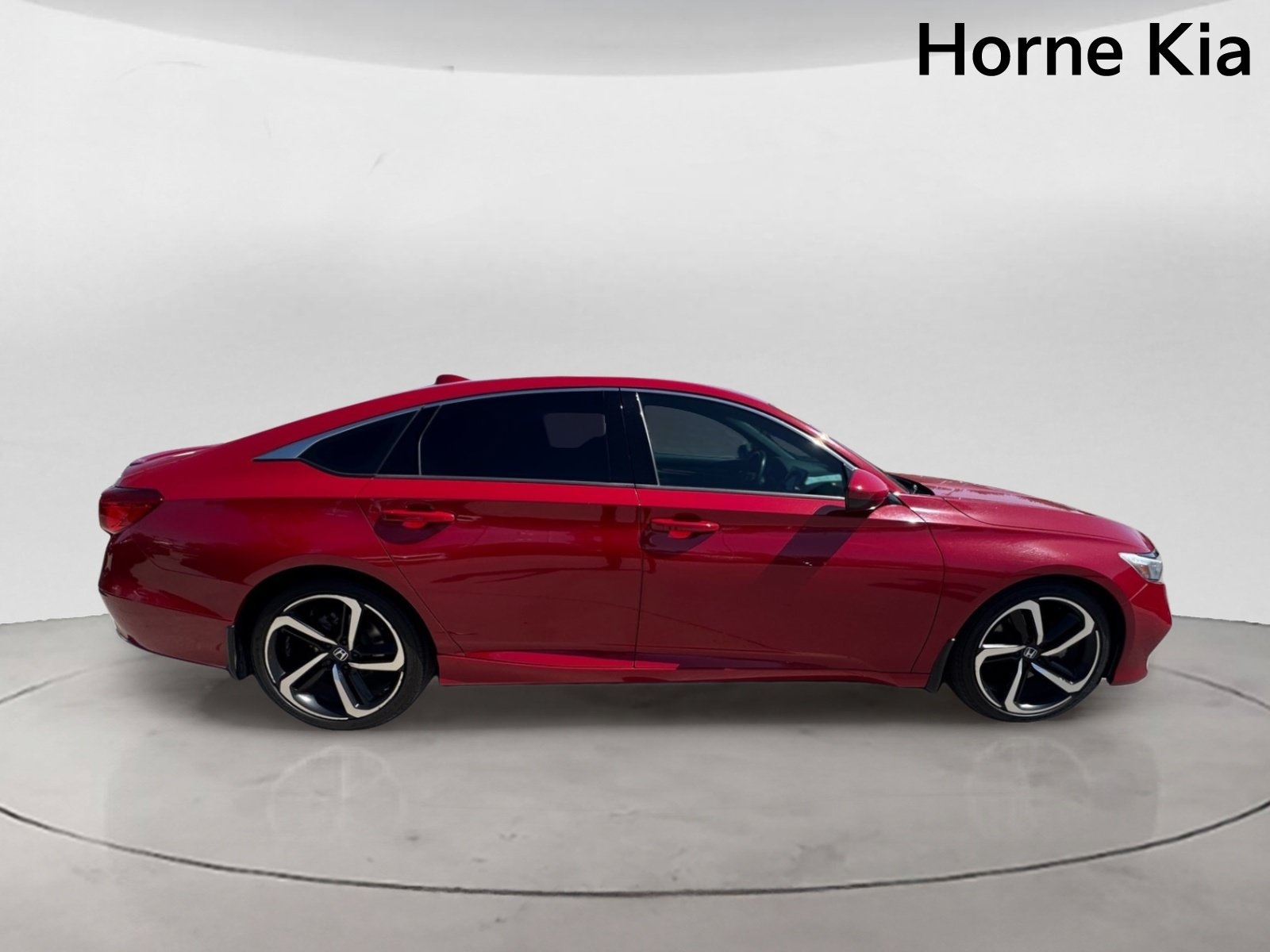 Used 2018 Honda Accord Sport image 3
