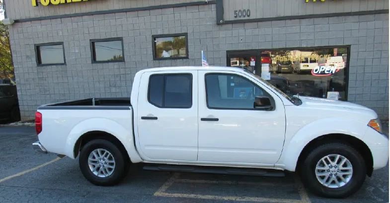 Used 2019 Nissan Frontier SV RWD image 4