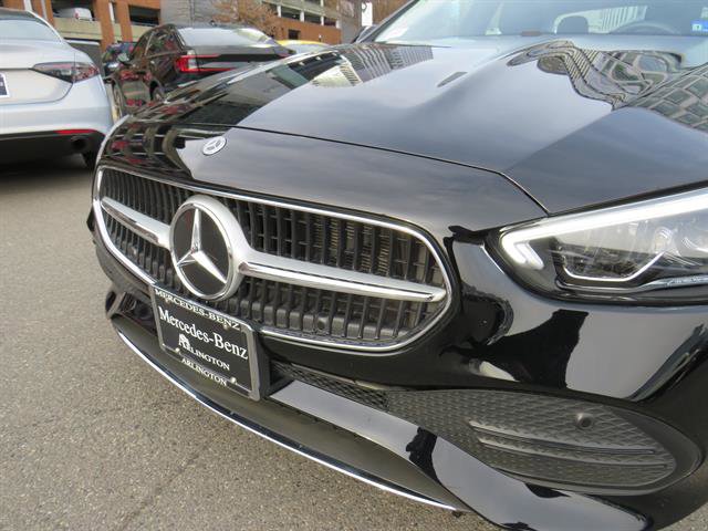Used 2025 Mercedes-Benz C 300 4MATIC Sedan image 24