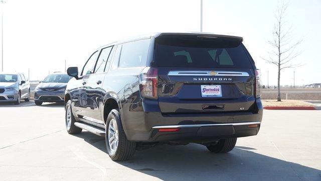 Used 2024 Chevrolet Suburban LT image 7