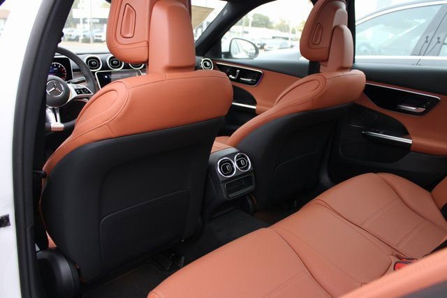 New 2025 Mercedes-Benz C 300 4MATIC Sedan image 31