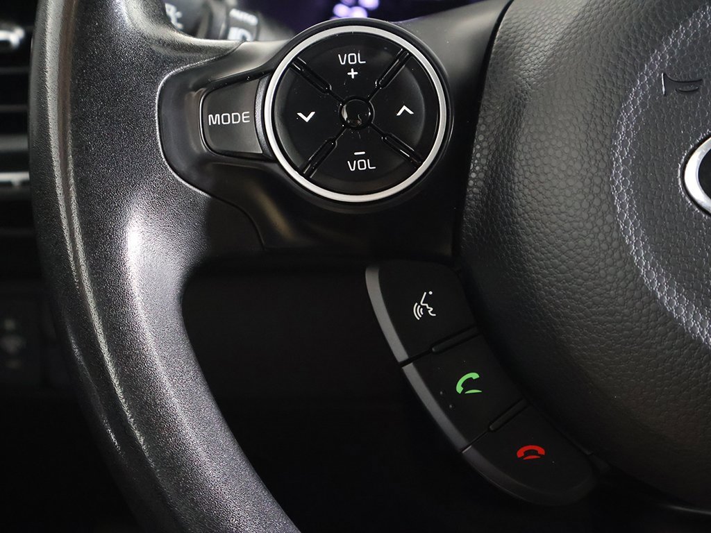 Used 2017 Kia Soul + image 33