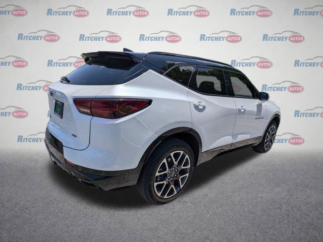 Certified 2024 Chevrolet Blazer RS w/ Driver Confidence II Package FWD image 5