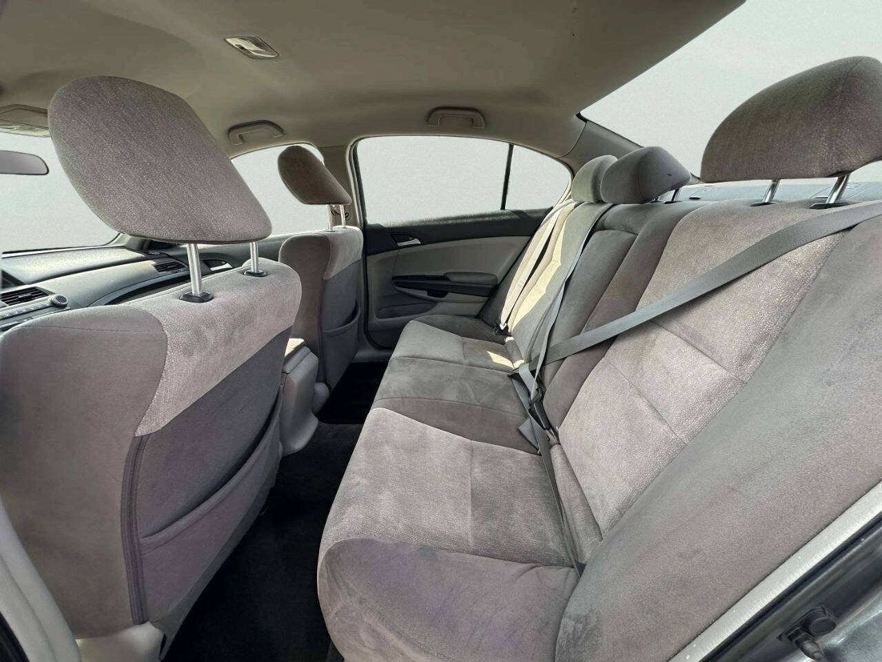 Used 2009 Honda Accord LX-P image 16
